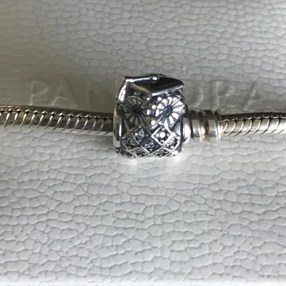 Pandora Graduation Owl Charm - Picture 2 of 2
